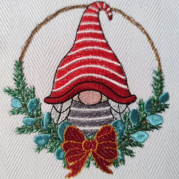 Christmas embroidery design - Mrs gnome embroidery design - wreath with gnome embroidery design 3