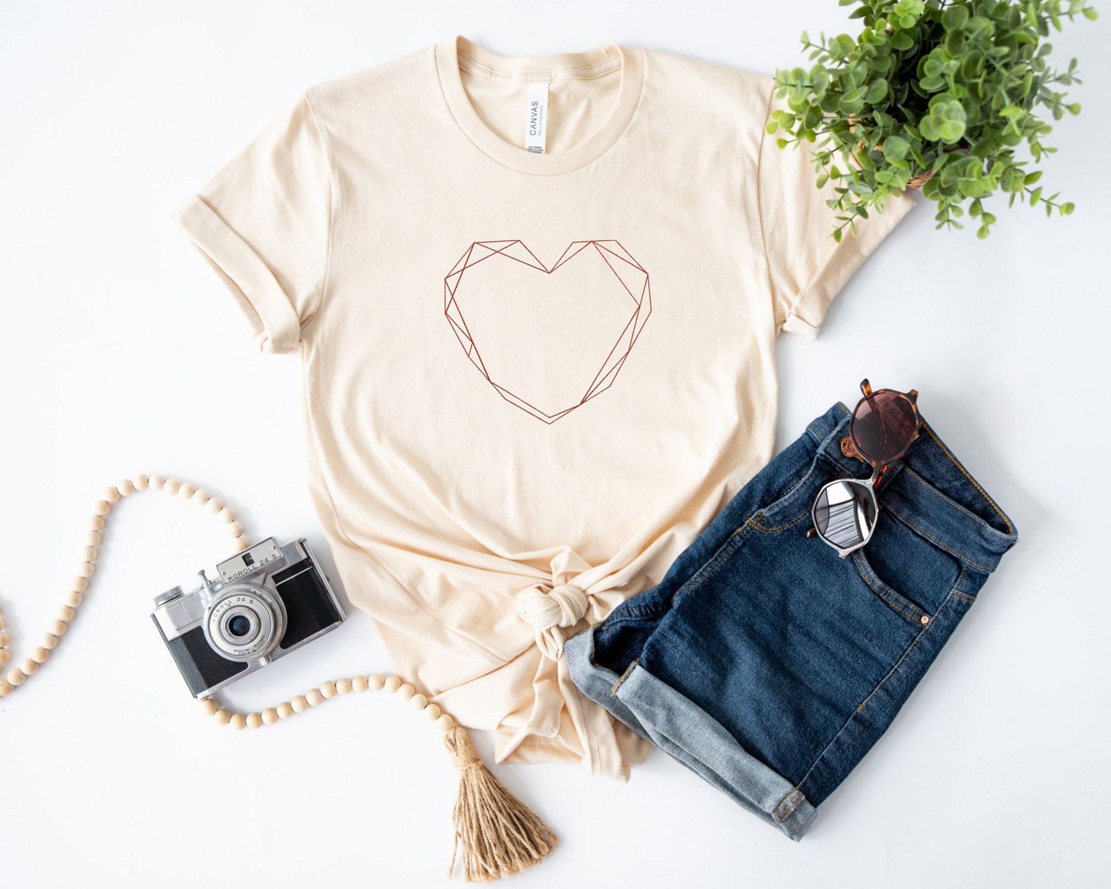 Picture of Geometric Heart Embroidery | Simple Frame Design