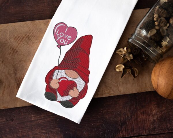 Gnome With Heart embroidery design