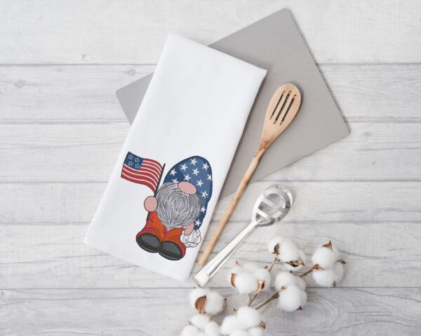 Patriotic Gnome embroidery design